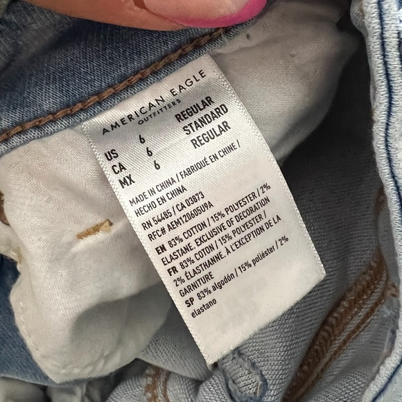 AEO • High Rise Mom Jean - Picture 5 of 8